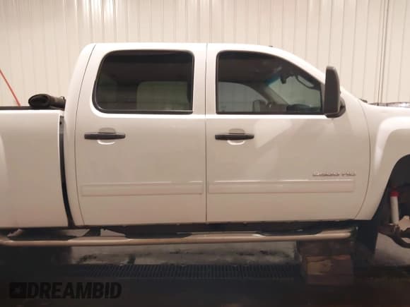 ✅ 2011 Chevrolet Silverado 2500HD LT • VIN: 1GC1KXCG0BF190396 • Лот: 42008385. Опубликован ранее на IAAI с пробегом 193 545 миль. Бесплатный доступ к архиву аукционных продаж из США и подробный отчёт об истории автомобиля на DreamBid. Изображение 14.