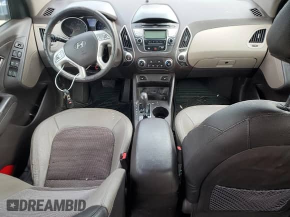 2013 Hyundai Tucson GLS with VIN KM8JU3AC2DU683302, listed as a Copart auction lot 71363164 with 42,199 mi miles and Salvage title. Bid and sale history available at DreamBid. Image 8.