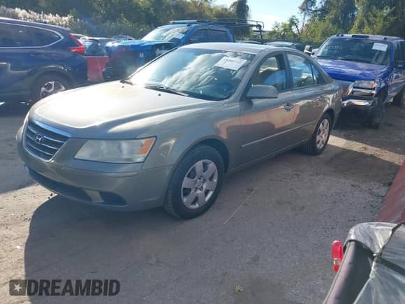 2010 Hyundai Sonata GLS with VIN 5NPET4AC6AH583675, listed as a IAAI auction lot 43500742 with 228,555 mi miles and . Bid and sale history available at DreamBid. Image 2.