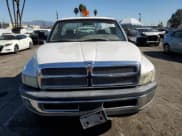 ✅ 2001 Dodge 2500 • VIN: 3B7KC26Z51M560578 • Lot: 91894035. Wystawiony na Copart z przebiegiem 106 834 mil. Bezpłatny archiwum sprzedaży aukcyjnych z USA i szczegółowy raport historii pojazdu na DreamBid. Zdjęcie 5.