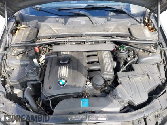 ✅ 2011 BMW 3 Series 328i • VIN: WBAPH5G5XBNM81237 • Lot: 43156396. Listed on IAAI with 128,894 mi. Free auction sales archive from the USA and detailed vehicle history report at DreamBid. Image 10.