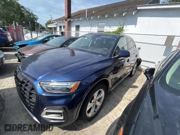 ✅ 2021 Audi Q5 Premium Plus • VIN: WA1BAAFY2M2128107 • Lot: 62093395. Wystawiony na Copart z przebiegiem Nie podano. Bezpłatny archiwum sprzedaży aukcyjnych z USA i szczegółowy raport historii pojazdu na DreamBid. Zdjęcie 2.