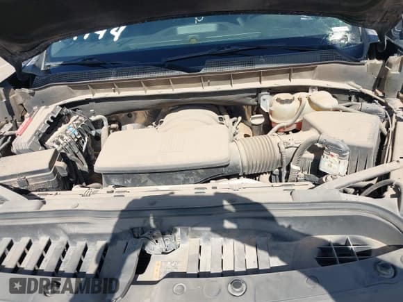 ✅ 2020 Chevrolet Silverado 1500 RST • VIN: 3GCUYEEDXLG216053 • Lot: 42455087. Wystawiony na IAAI z przebiegiem 126 504 mil. Bezpłatny archiwum sprzedaży aukcyjnych z USA i szczegółowy raport historii pojazdu na DreamBid. Zdjęcie 10.