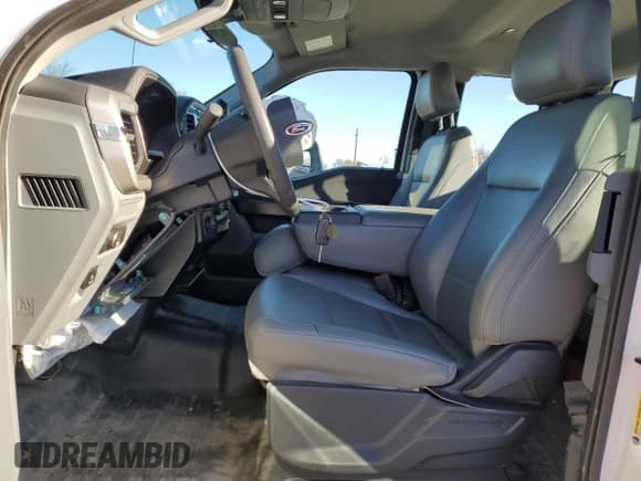 ✅ 2021 Ford F-150 XL • VIN: 1FTEX1CB6MKD10216 • Lot: 80084354. Listed on Copart with 105,044 mi. Free auction sales archive from the USA and detailed vehicle history report at DreamBid. Image 7.