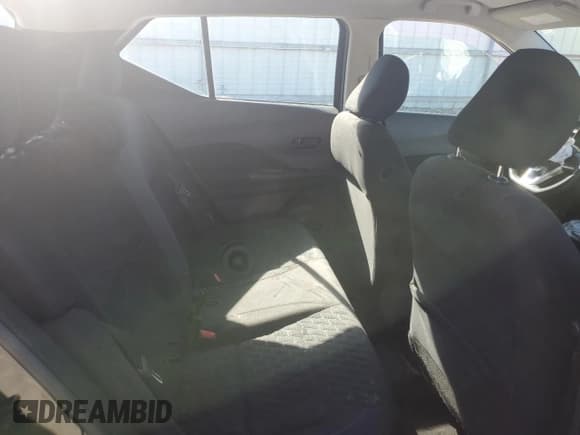 ✅ 2021 Nissan Kicks S • VIN: 3N1CP5BV0ML470247 • Lot: 82189935. Wystawiony na Copart z przebiegiem 86 778 mil. Bezpłatny archiwum sprzedaży aukcyjnych z USA i szczegółowy raport historii pojazdu na DreamBid. Zdjęcie 11.