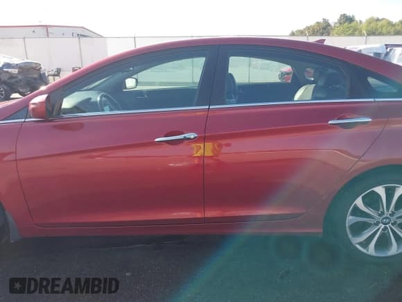 ✅ 2013 Hyundai Sonata SE • VIN: 5NPEC4AB2DH794397 • Лот: 43330228. Опубликован ранее на IAAI с пробегом 117 272 миль. Бесплатный доступ к архиву аукционных продаж из США и подробный отчёт об истории автомобиля на DreamBid. Изображение 14.