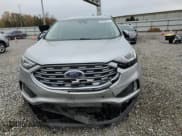 ✅ 2020 Ford Edge Titanium • VIN: 2FMPK4K98LBA71795 • Lot: 90350875. Wystawiony na Copart z przebiegiem 92 560 mil. Bezpłatny archiwum sprzedaży aukcyjnych z USA i szczegółowy raport historii pojazdu na DreamBid. Zdjęcie 5.