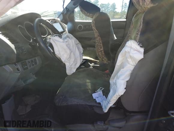 ✅ 2013 Toyota Tacoma • VIN: 5TFUU4EN2DX077967 • Lot: 89825375. Listed on Copart with Not provided. Free auction sales archive from the USA and detailed vehicle history report at DreamBid. Image 7.