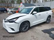 ✅ 2024 Lexus TX 350 • VIN: 5TDAAAB60RS008022 • Lot: 42177080. Listed on IAAI with 30,490 mi. Free auction sales archive from the USA and detailed vehicle history report at DreamBid. Image 18.