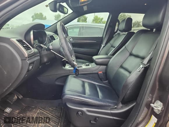 ✅ 2019 Jeep Grand Cherokee Limited • VIN: 1C4RJFBG3KC582078 • Lot: 82055215. Listed on Copart with 103,468 mi. Free auction sales archive from the USA and detailed vehicle history report at DreamBid. Image 7.