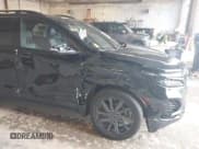 ✅ 2024 Chevrolet Equinox RS • VIN: 3GNAXWEG8RL214668 • Lot: 43494214. Wystawiony na IAAI z przebiegiem 21 769 mil. Bezpłatny archiwum sprzedaży aukcyjnych z USA i szczegółowy raport historii pojazdu na DreamBid. Zdjęcie 6.