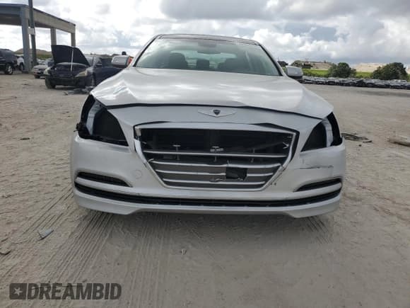 ✅ 2015 Hyundai Genesis 3.8L • VIN: KMHGN4JE6FU083657 • Lot: 44533195. Wystawiony na Copart z przebiegiem 43 017 mil. Bezpłatny archiwum sprzedaży aukcyjnych z USA i szczegółowy raport historii pojazdu na DreamBid. Zdjęcie 5.