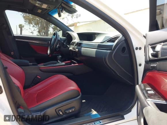 ✅ 2018 Lexus GS F • VIN: JTHBP1BL6JA002525 • Лот: 42087210. Опубликован ранее на IAAI с пробегом 66 660 миль. Бесплатный доступ к архиву аукционных продаж из США и подробный отчёт об истории автомобиля на DreamBid. Изображение 5.