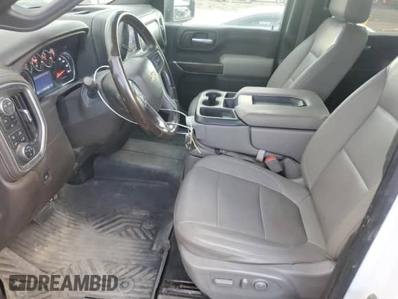 2021 Chevrolet Silverado 3500HD LT z VIN 1GC4YTEY5MF243073, wystawiony jako Copart lot #80901424 z przebiegiem 71 793 mil mil oraz Szkoda całkowita • Salvage title. Historia ofert i sprzedaży dostępna na DreamBid. Obrazek 7.