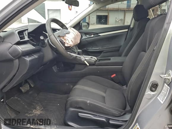 ✅ 2018 Honda Civic LX • VIN: 19XFC2F5XJE027537 • Лот: 94306525. Опубликован ранее на Copart с пробегом 104 457 миль. Бесплатный доступ к архиву аукционных продаж из США и подробный отчёт об истории автомобиля на DreamBid. Изображение 7.