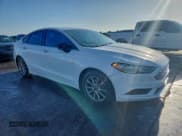 ✅ 2017 Ford Fusion SE • VIN: 3FA6P0H71HR217887 • Lot: 94418275. Wystawiony na Copart z przebiegiem 156 000 mil. Bezpłatny archiwum sprzedaży aukcyjnych z USA i szczegółowy raport historii pojazdu na DreamBid. Zdjęcie 4.
