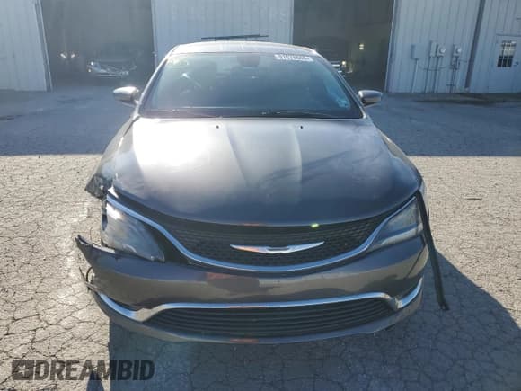 ✅ 2015 Chrysler 200 Limited • VIN: 1C3CCCAB8FN652015 • Lot: 91678665. Listed on Copart with 90,187 mi. Free auction sales archive from the USA and detailed vehicle history report at DreamBid. Image 5.