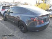 ✅ 2023 Tesla Model 3 Performance • VIN: 5YJ3E1EC7PF635722 • Lot: 41536638. Wystawiony na IAAI z przebiegiem 24 857 mil. Bezpłatny archiwum sprzedaży aukcyjnych z USA i szczegółowy raport historii pojazdu na DreamBid. Zdjęcie 3.