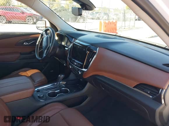 2020 Chevrolet Traverse High Country с VIN 1GNEVNKW4LJ270845, выставлен на аукционе IAAI как лот 43415103 с пробегом 92 888 миль миль и . История ставок и продаж доступна на DreamBid. Изображение 5.