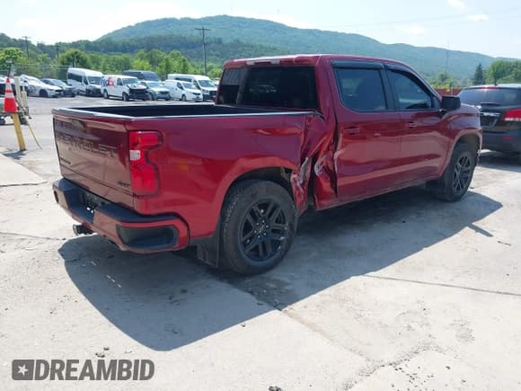 ✅ 2022 Chevrolet Silverado 1500 RST • VIN: 3GCUYEED4NG162476 • Лот: 42459563. Опубликован ранее на IAAI с пробегом 72 877 миль. Бесплатный доступ к архиву аукционных продаж из США и подробный отчёт об истории автомобиля на DreamBid. Изображение 4.