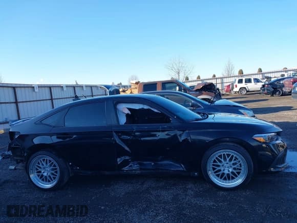 ✅ 2024 Honda Civic Si • VIN: 2HGFE1E59RH476358 • Лот: 43693446. Опубликован ранее на IAAI с пробегом 28 234 миль. Бесплатный доступ к архиву аукционных продаж из США и подробный отчёт об истории автомобиля на DreamBid. Изображение 14.