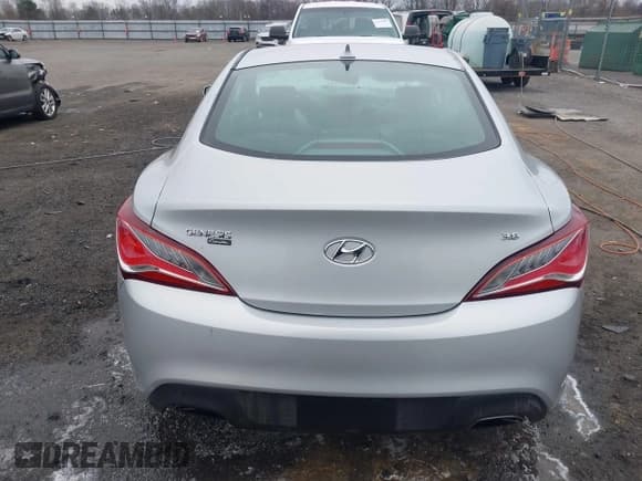 ✅ 2016 Hyundai Genesis Coupe 3.8L Base • VIN: KMHHT6KJ3GU132901 • Lot: 41525043. Wystawiony na IAAI z przebiegiem 94 012 mil. Bezpłatny archiwum sprzedaży aukcyjnych z USA i szczegółowy raport historii pojazdu na DreamBid. Zdjęcie 16.
