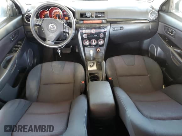 ✅ 2009 Mazda 3 S Sport • VIN: JM1BK344491210576 • Лот: 81026925. Опубликован ранее на Copart с пробегом 140 255 миль. Бесплатный доступ к архиву аукционных продаж из США и подробный отчёт об истории автомобиля на DreamBid. Изображение 8.