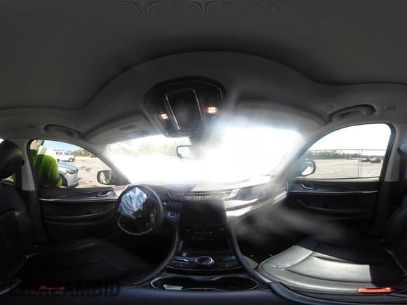 ✅ 2022 Jeep Grand Cherokee • VIN: 1C4RJYB63N8762056 • Lot: 42935946. Listed on IAAI with 51,691 mi. Free auction sales archive from the USA and detailed vehicle history report at DreamBid. Image 19.