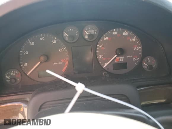 ✅ 2001 Audi S4 • VIN: WAURD68D91A023341 • Lot: 47302985. Wystawiony na Copart z przebiegiem Nie podano. Bezpłatny archiwum sprzedaży aukcyjnych z USA i szczegółowy raport historii pojazdu na DreamBid. Zdjęcie 9.