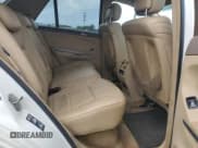 ✅ 2010 Mercedes-Benz M 350 • VIN: 4JGBB8GBXAA561497 • Lot: 63446305. Wystawiony na Copart z przebiegiem 306 983 mil. Bezpłatny archiwum sprzedaży aukcyjnych z USA i szczegółowy raport historii pojazdu na DreamBid. Zdjęcie 11.