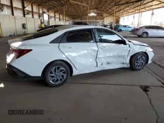 2024 Hyundai Elantra SEL with VIN KMHLM4DG4RU685556, listed as a Copart auction lot 68672445 with 20,107 mi miles and Salvage title. Bid and sale history available at DreamBid. Image 3.