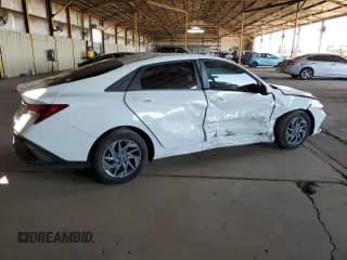 ✅ 2024 Hyundai Elantra SEL • VIN: KMHLM4DG4RU685556 • Lot: 68672445. Listed on Copart with 20,107 mi. Free auction sales archive from the USA and detailed vehicle history report at DreamBid. Image 3.