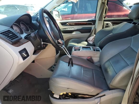 ✅ 2013 Volkswagen Routan • VIN: 2C4RVADG6DR725295 • Лот: 68490534. Опубликован ранее на Copart с пробегом 92 754 миль. Бесплатный доступ к архиву аукционных продаж из США и подробный отчёт об истории автомобиля на DreamBid. Изображение 7.