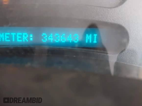 ✅ 2007 Chevrolet Silverado 1500 Work Truck • VIN: 1GCEK19V37Z186739 • Lot: 43498078. Wystawiony na IAAI z przebiegiem 343 643 mil mil. Skorzystaj z bezpłatnego archiwum sprzedaży aukcyjnych z USA i zobacz szczegółowy raport historii pojazdu na DreamBid. Zdjęcie 15.