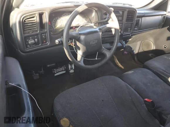 ✅ 1999 Chevrolet Silverado 1500 • VIN: 1GCEC14W0XE122744 • Lot: 82509595. Listed on Copart with 388,607 mi. Free auction sales archive from the USA and detailed vehicle history report at DreamBid. Image 8.
