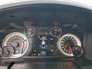 ✅ 2017 Ram 1500 Laramie • VIN: 1C6RR7VT6HS774513 • Lot: 94253035. Wystawiony na Copart z przebiegiem 179 363 mil. Bezpłatny archiwum sprzedaży aukcyjnych z USA i szczegółowy raport historii pojazdu na DreamBid. Zdjęcie 9.