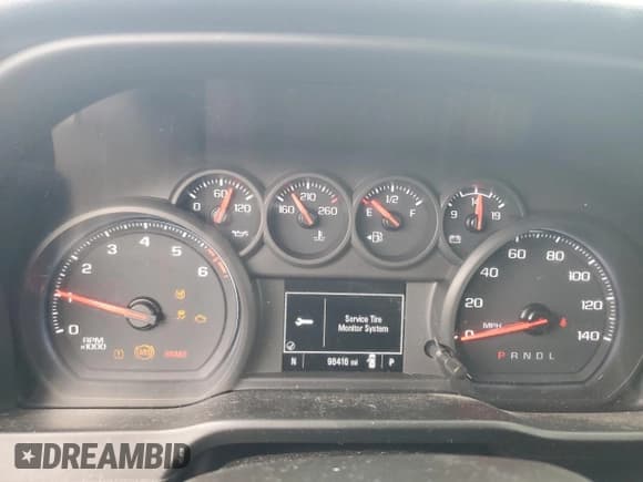 ✅ 2020 Chevrolet Silverado 1500 Custom • VIN: 1GCRWBEH1LZ362211 • Lot: 74352484. Wystawiony na Copart z przebiegiem 96 416 mil. Bezpłatny archiwum sprzedaży aukcyjnych z USA i szczegółowy raport historii pojazdu na DreamBid. Zdjęcie 9.