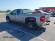 ✅ 2007 Chevrolet Silverado 1500 Work Truck • VIN: 1GCEC19X17Z605928 • Lot: 42775134. Listed on IAAI with 241,877 mi. Free auction sales archive from the USA and detailed vehicle history report at DreamBid. Image 3.