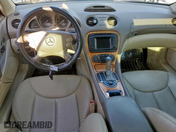 ✅ 2004 Mercedes-Benz SL 500 • VIN: WDBSK75F04F071063 • Lot: 85932965. Listed on Copart with 228,691 mi. Free auction sales archive from the USA and detailed vehicle history report at DreamBid. Image 8.