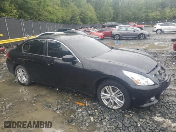 ✅ 2015 Infiniti Q40 • VIN: JN1CV6ARXFM520239 • Лот: 73109394. Опубликован ранее на Copart с пробегом Не указан. Бесплатный доступ к архиву аукционных продаж из США и подробный отчёт об истории автомобиля на DreamBid. Изображение 4.