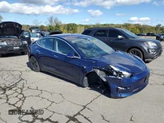 ✅ 2018 Tesla Model 3 Long Range Battery • VIN: 5YJ3E1EA1JF022520 • Lot: 85912085. Wystawiony na Copart z przebiegiem 156 626 mil. Bezpłatny archiwum sprzedaży aukcyjnych z USA i szczegółowy raport historii pojazdu na DreamBid. Zdjęcie 4.