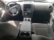 ✅ 2009 Ford Explorer XLT • VIN: 1FMEU73E39UA41797 • Lot: 80119685. Wystawiony na Copart z przebiegiem 221 032 mil. Bezpłatny archiwum sprzedaży aukcyjnych z USA i szczegółowy raport historii pojazdu na DreamBid. Zdjęcie 8.