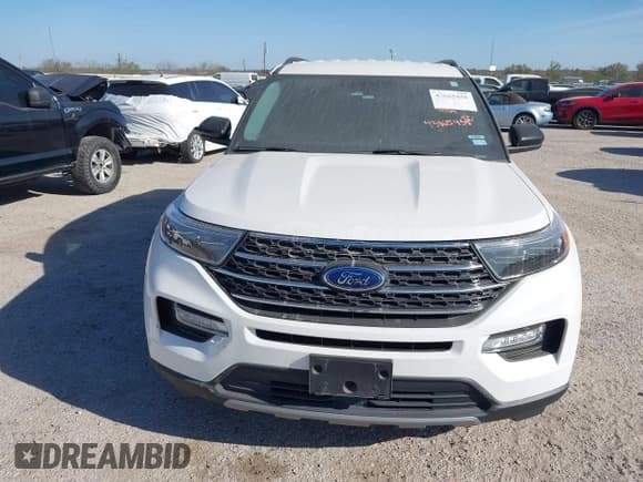 ✅ 2022 Ford Explorer XLT • VIN: 1FMSK7DH9NGA02304 • Lot: 43865458. Wystawiony na IAAI z przebiegiem 79 734 mil. Bezpłatny archiwum sprzedaży aukcyjnych z USA i szczegółowy raport historii pojazdu na DreamBid. Zdjęcie 12.