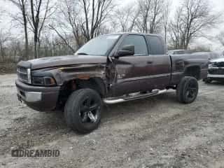 1998 Dodge 1500 с VIN 3B7HF13Z8WG229676, выставлен на аукционе Copart как лот 82123704 с пробегом 178 273 миль миль и Списание • Salvage title. История ставок и продаж доступна на DreamBid. Изображение 1.