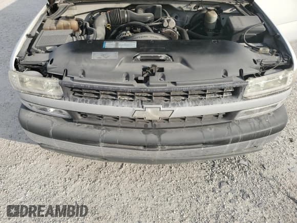 ✅ 2000 Chevrolet Silverado 1500 • VIN: 1GCEC14W2YZ307209 • Лот: 68850054. Опубликован ранее на Copart с пробегом 220 519 миль. Бесплатный доступ к архиву аукционных продаж из США и подробный отчёт об истории автомобиля на DreamBid. Изображение 11.