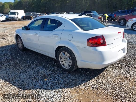 ✅ 2012 Dodge Avenger SE • VIN: 1C3CDZAB7CN269890 • Лот: 40859150. Опубликован ранее на IAAI с пробегом 207 725 миль. Бесплатный доступ к архиву аукционных продаж из США и подробный отчёт об истории автомобиля на DreamBid. Изображение 3.