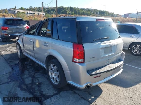 ✅ 2004 Saturn VUE V6 • VIN: 5GZCZ53464S876904 • Lot: 43222788. Wystawiony na IAAI z przebiegiem 243 858 mil. Bezpłatny archiwum sprzedaży aukcyjnych z USA i szczegółowy raport historii pojazdu na DreamBid. Zdjęcie 3.