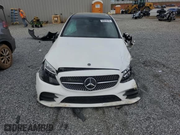 ✅ 2020 Mercedes-Benz C 300 • VIN: WDDWF8DB4LR558023 • Lot: 52019175. Listed on Copart with 57,261 mi. Free auction sales archive from the USA and detailed vehicle history report at DreamBid. Image 5.