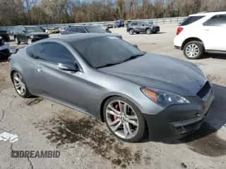 2011 Hyundai Genesis Coupe Track z VIN KMHHU6KH8BU046924, wystawiony jako Copart lot #82191954 z przebiegiem 127 127 mil mil oraz Szkoda całkowita • Salvage title. Historia ofert i sprzedaży dostępna na DreamBid. Obrazek 4.