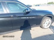 ✅ 2014 BMW X1 xDrive28i • VIN: WBAVL1C59EVY17503 • Lot: 43170124. Wystawiony na IAAI z przebiegiem 183 823 mil. Bezpłatny archiwum sprzedaży aukcyjnych z USA i szczegółowy raport historii pojazdu na DreamBid. Zdjęcie 6.